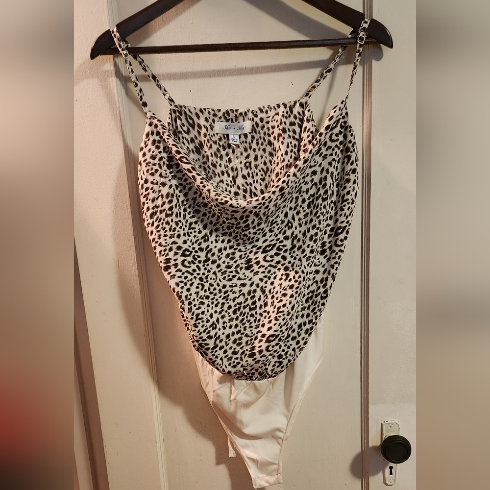 Leopard print bodysuit